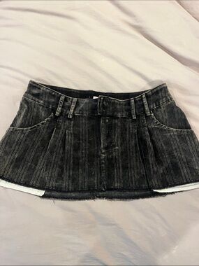 BDG Black Striped Mini corduroy Skirt